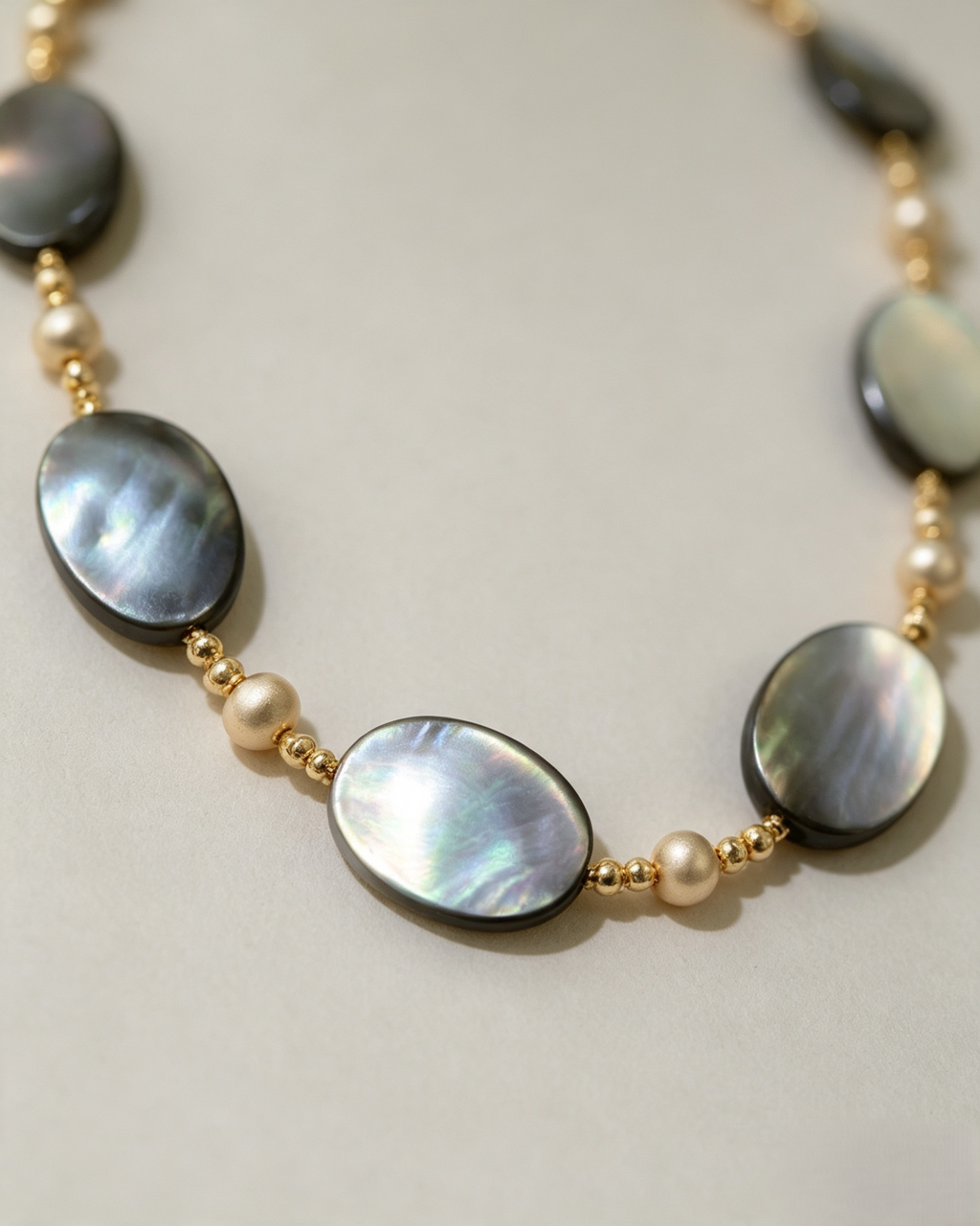 Timeless Iridescent Mother‑of‑Pearl Jewelry Set