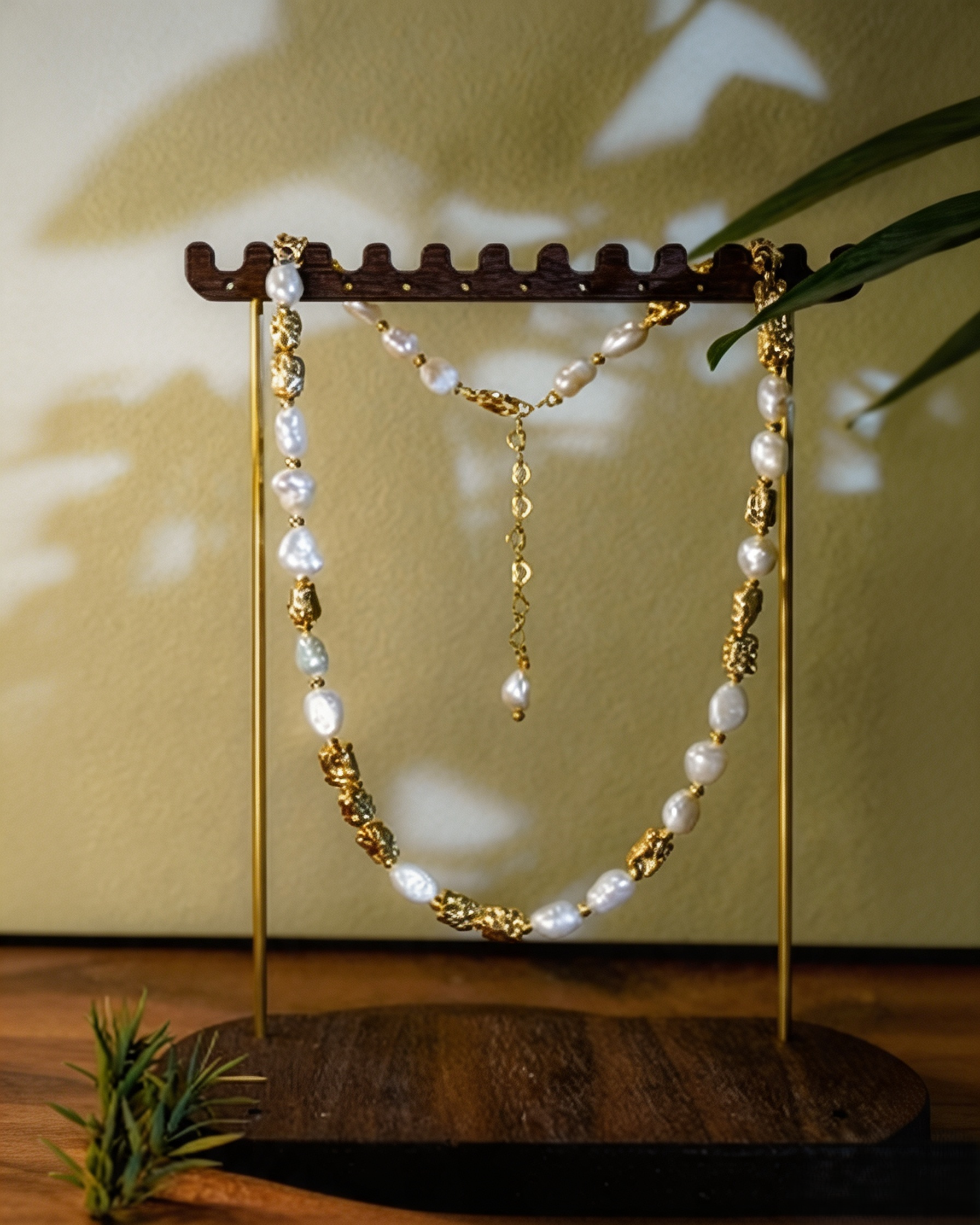 Baroque Pearl Hammered Gold Jewelry Set