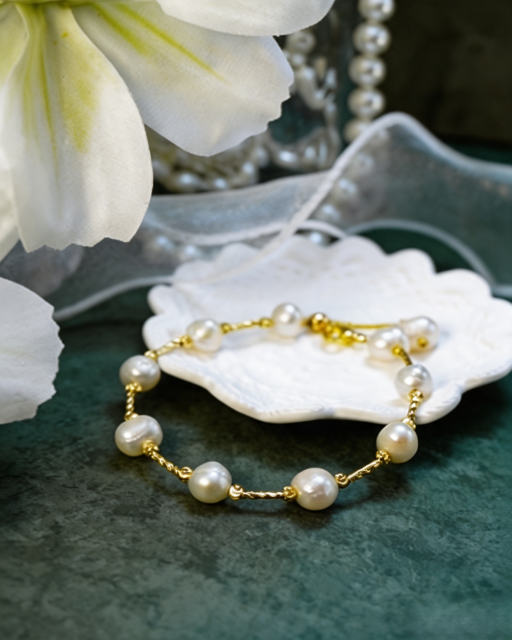 Baroque Pearl Twisted Chain Bracelet